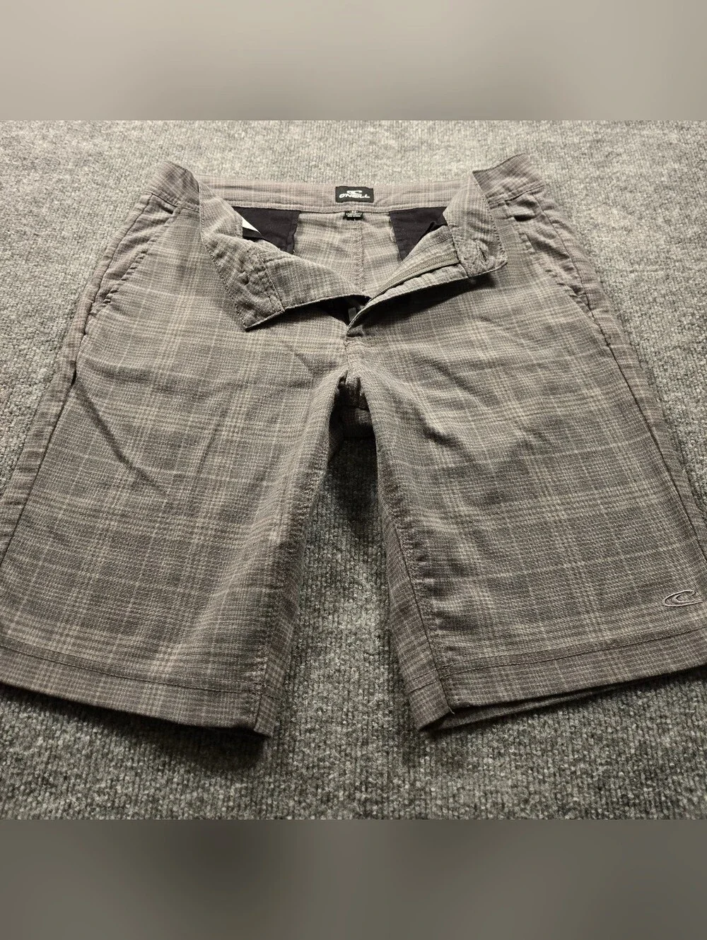 O'Neill‎ Men's Gray Plaid Standard Fit Casual Hybrid Walk Shorts Size 32